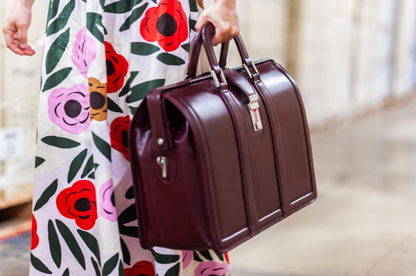 MORGAN | 17" Leather Litigator Laptop Briefcase